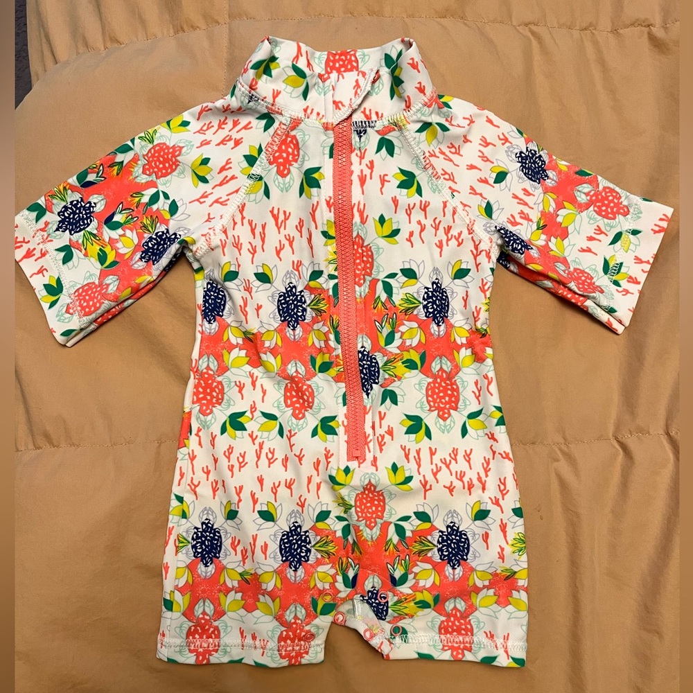 BNWOT egg by Susan lazar 6mos baby swimsuit.